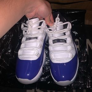 Air Jordan 11 Women’s Low ‘white concord’